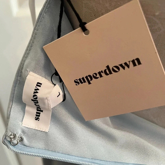 Superdown Long silky‎ dress 👗 NWT size L in a light blue color - Picture 11 of 12